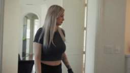 Kenzie Taylor - The Robbery